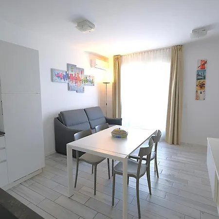 Wave Village Piazza Trieste Appartamento *